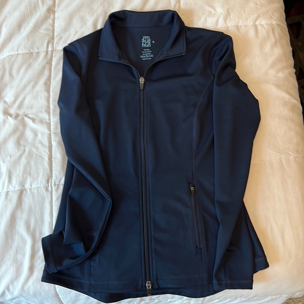 J McLaughlin woman’s spandex jacket S